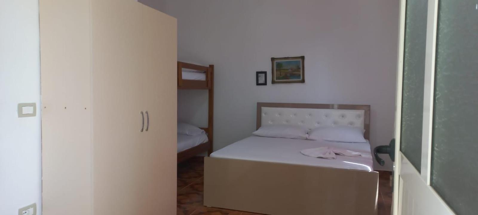 Villa Novruzi Housing Complex Vlorë Esterno foto